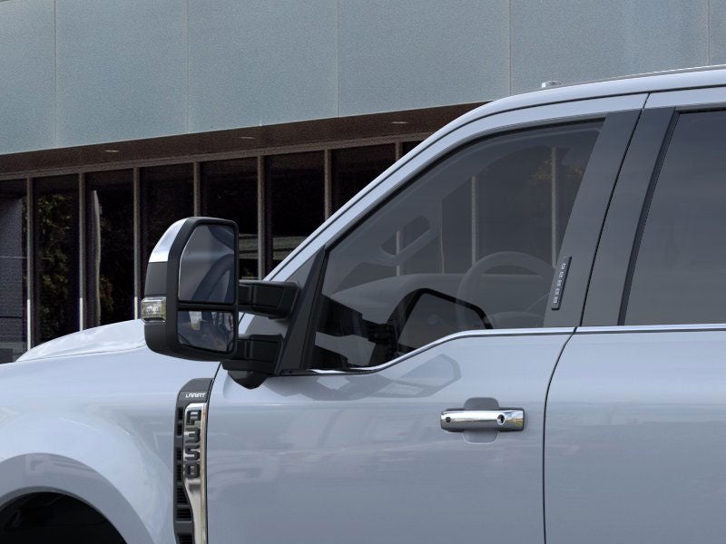 2025 Ford Super Duty F-350® Lariat®