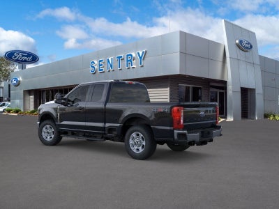2026 Ford Super Duty F-350® XLT