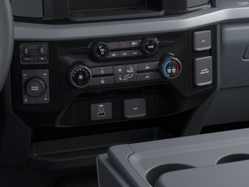 2026 Ford Super Duty F-350® XLT