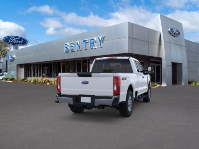 2026 Ford Super Duty F-350® XLT