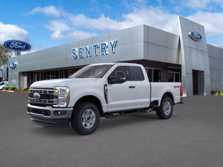 2026 Ford Super Duty F-350® XLT