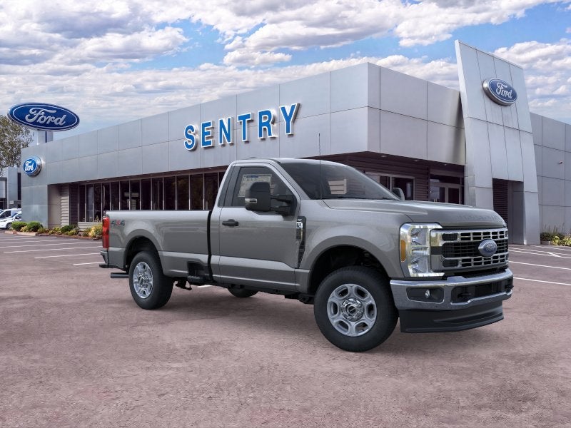 2026 Ford Super Duty F-350® XLT